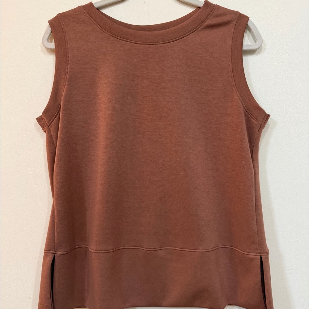Sleeveless Brown Top and Pants Set